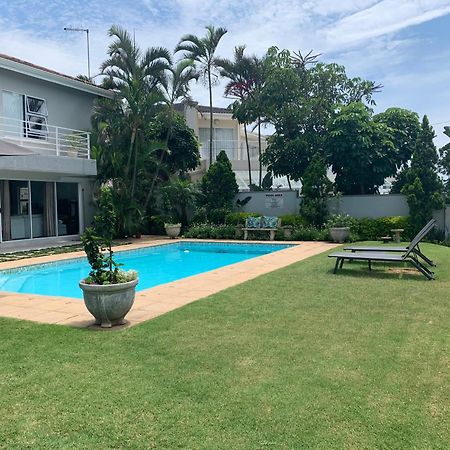 The Cottage On Cordia 2 Bedroom Self Catering 2Km From Umhlanga Beach Durban Exterior foto